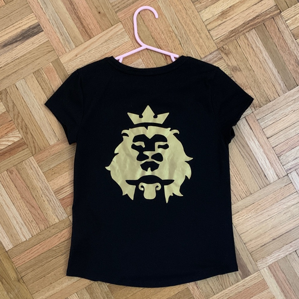 Lion & Lamb Girls Size 7/8 Medium - Black Tee w/ Gold Lion & Lamb Christian